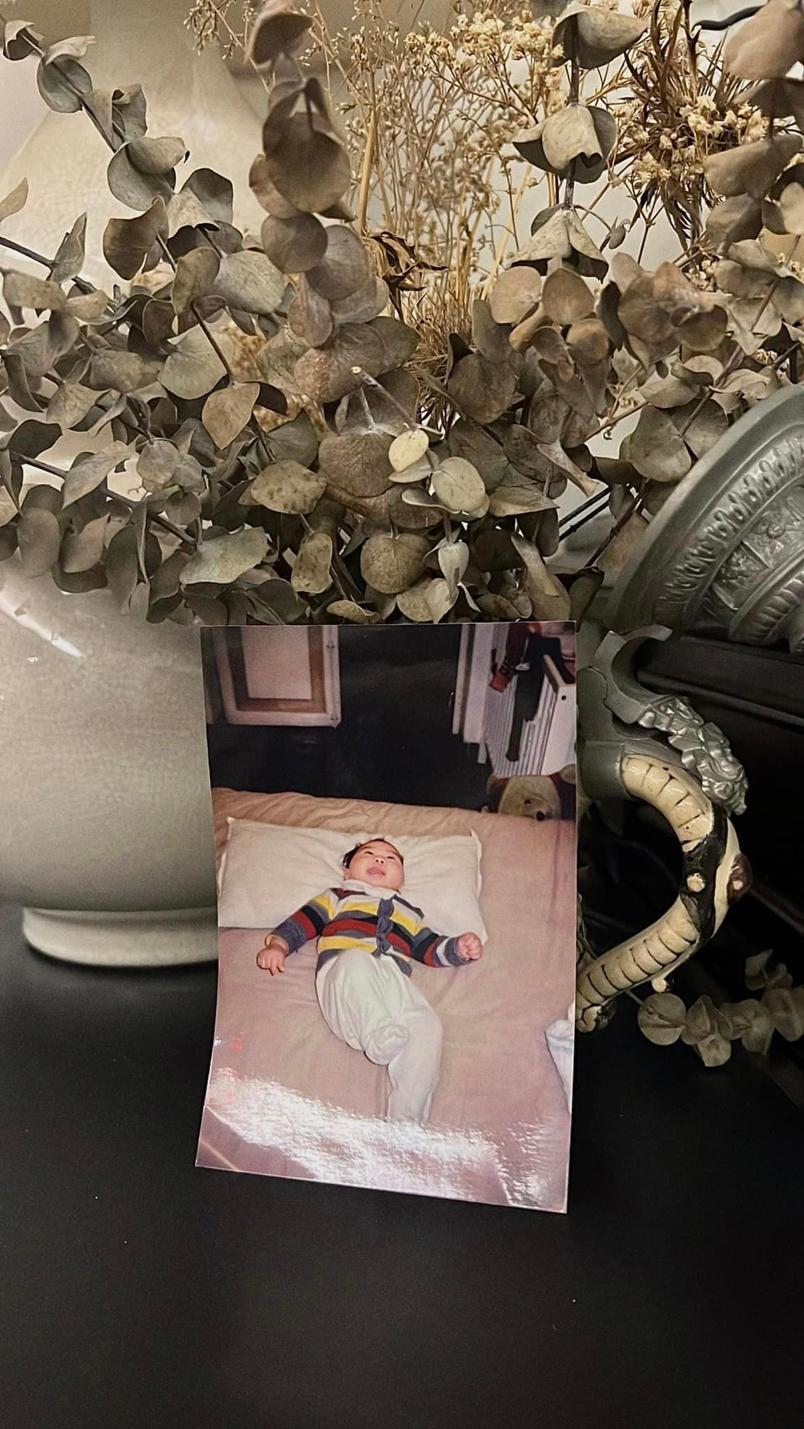 Dưới bài viết, người đẹp họ Doãn nhận được rất nhiều khen nhan sắc.