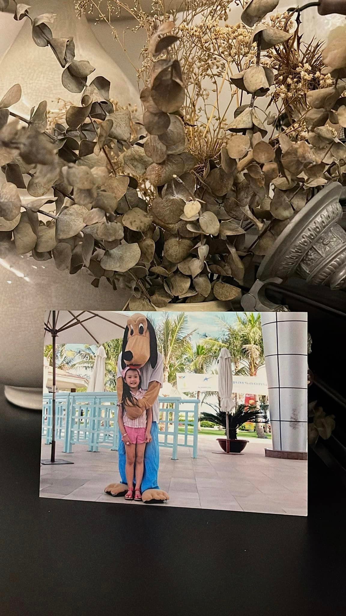 Đây là những khoảnh khắc chưa từng được bạn gái Đoàn Văn Hậu công khai trên mạng xã hội, bởi vậy lập tức thu về sự quan tâm lớn.