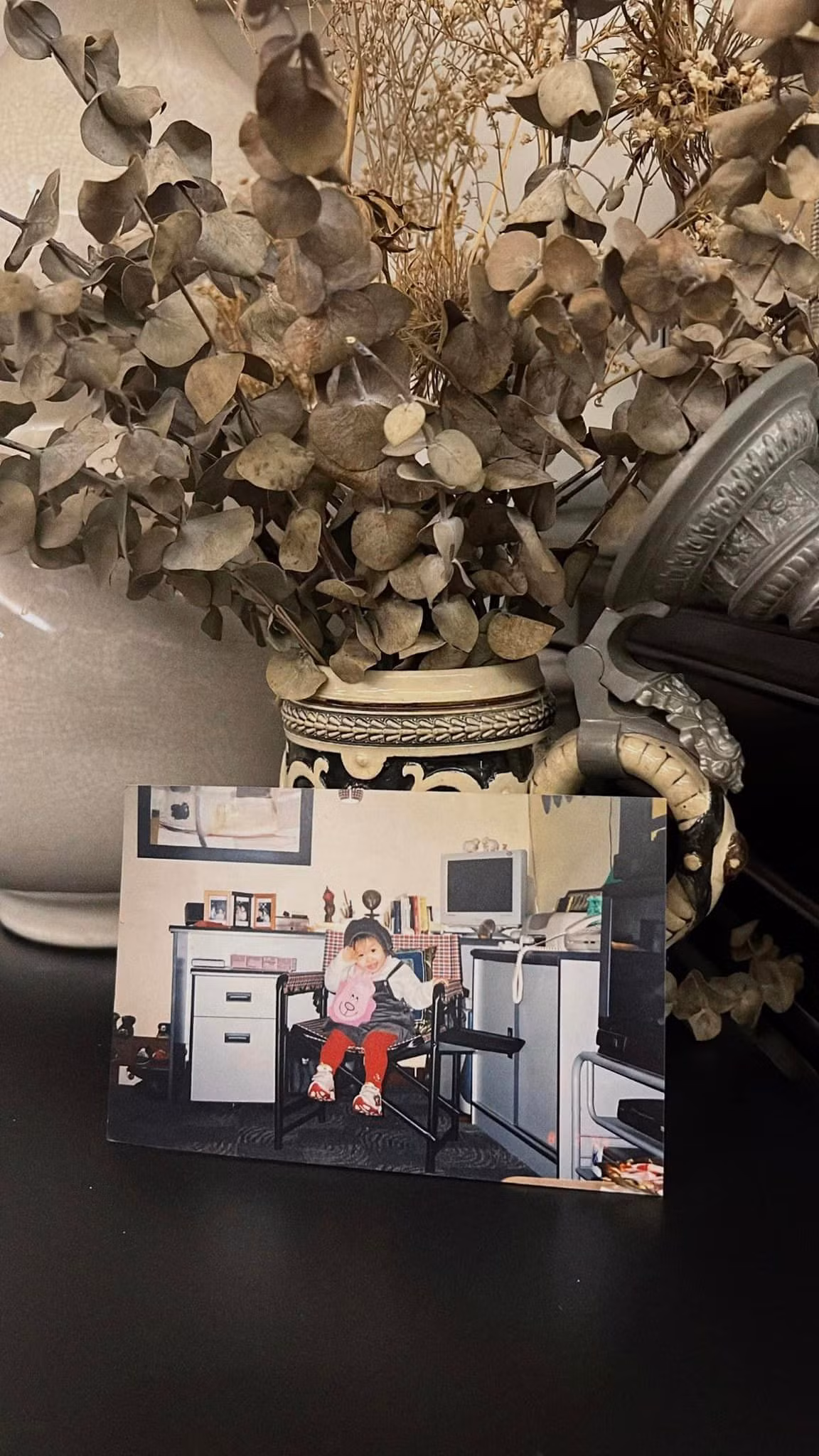 Nụ cười rạng rỡ của cô nàng khiến bao người xao xuyến. Được biết từ nhỏ Doãn Hải My đã có năng khiếu âm nhạc.