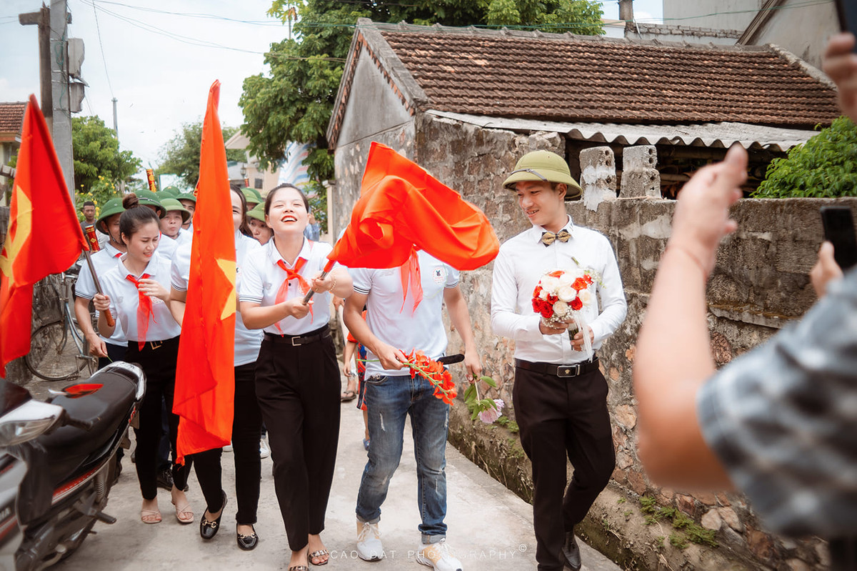 Bộ ảnh này hiện tại vẫn đang thu hút sự quan tâm của cư dân mạng. Ảnh: Cao Đạt