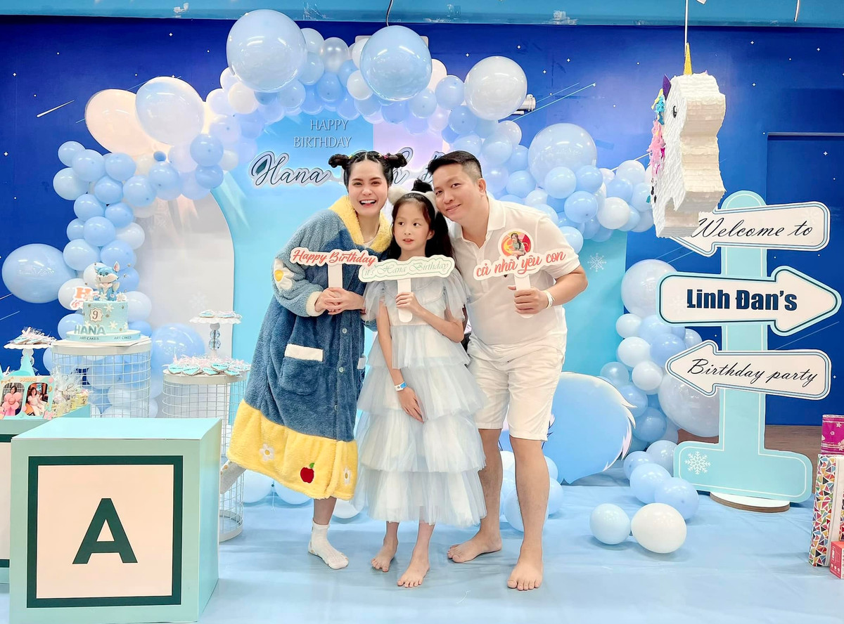 Bố mẹ "giàu nứt đố đổ vách" nhưng Hana chọn tổ chức sinh nhật đơn giản tại khu vu chơi mà không phải tại nhà hàng, khách sạn sang trọng.