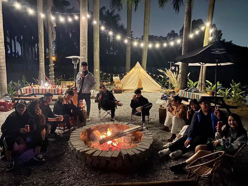 Vietgangz Glamping Club cũng là quán cà phê cắm trại được các bạn trẻ rủ nhau đến check-in trong thời gian gần đây. Ảnh: Diệu Huyền