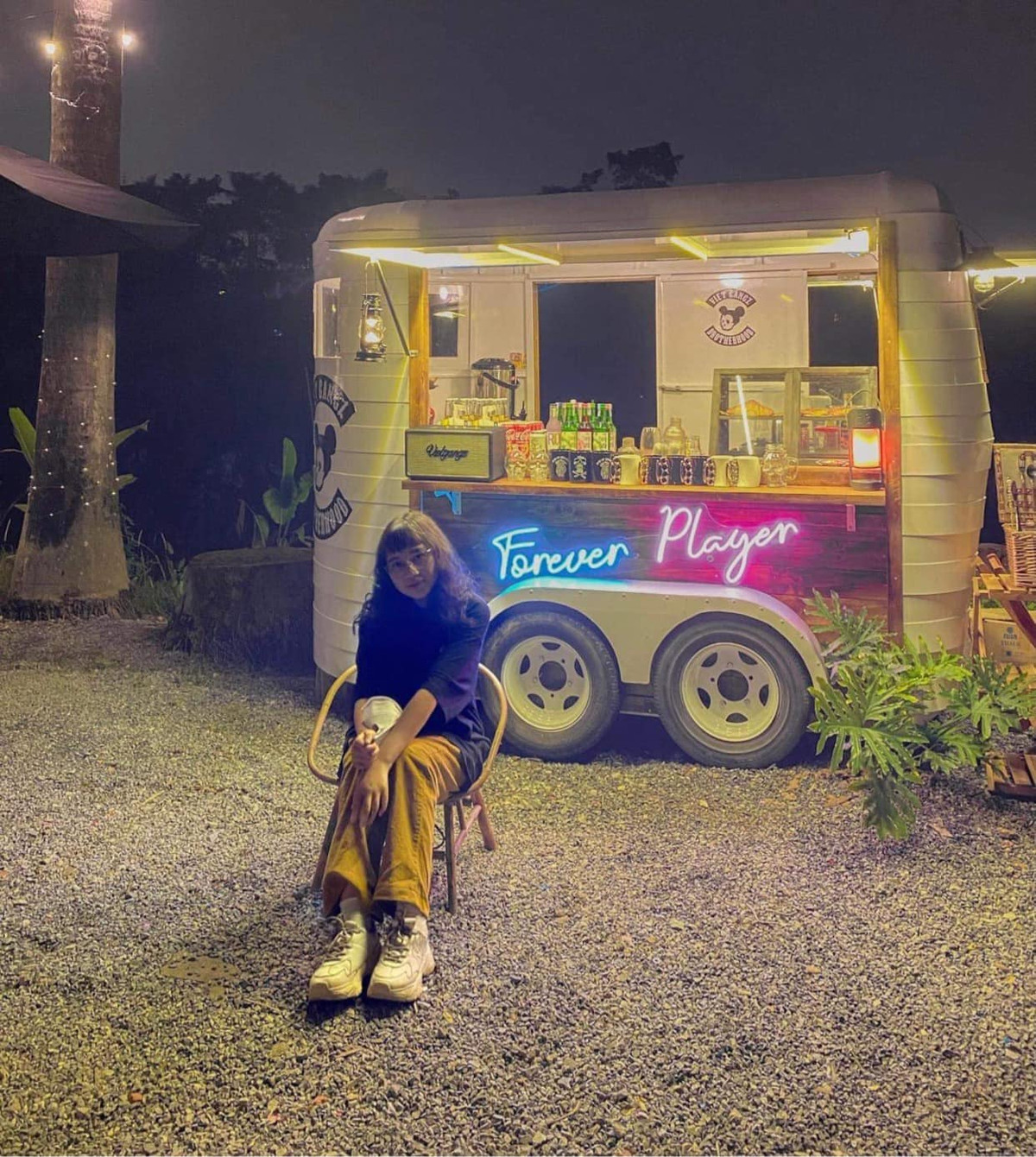 Điểm lưu ý ở đây là khách hàng cũng nên đặt bàn cũng như đồ ăn trước 1 ngày, tránh tình trạng hết bàn hoặc hết món. Địa chỉ: cuối ngõ 68 Ngọc Thụy, Long Biên, Hà Nội. Ảnh: Diệu Huyền