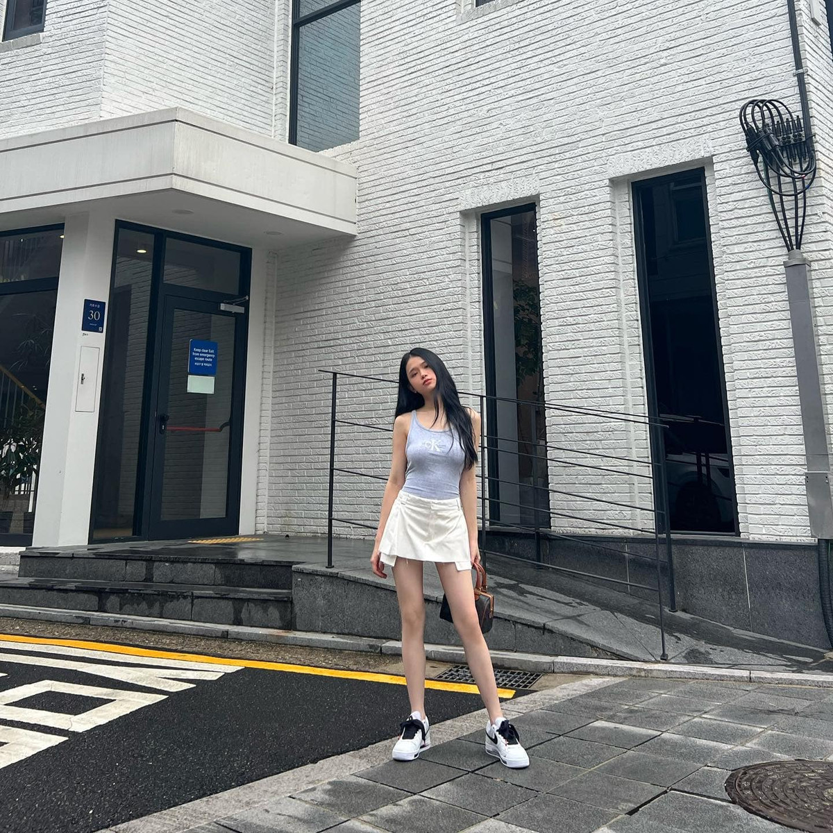 Mới đây, Linh Ka khiến không ít người bất ngờ khi được mời sang tham dự Tuần lễ thời trang lớn hàng đầu thế giới - New York Fashion Week tại Mỹ.