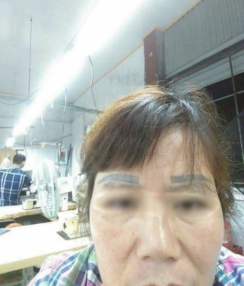 Người phụ nữ này chắc chắn không bao giờ dám xăm lông mày lần nào nữa đâu. Ảnh: Tổng hợp