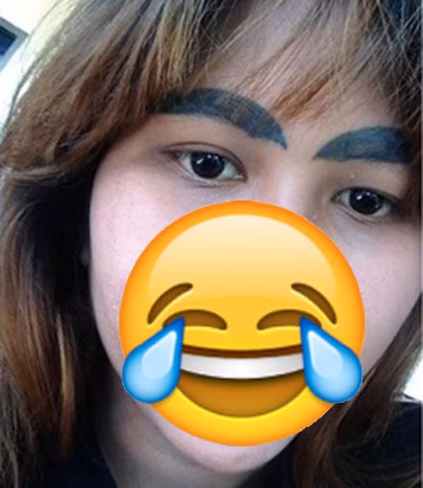 Được biết cô gái Nipapron Meeking quay lại theo lịch hẹn ngày hôm sau thì cơ sở thẩm mỹ này đã đóng cửa. Cô cẩm điện thoại lên để gọi điện cho người chủ thì không còn liên lạc được nữa.