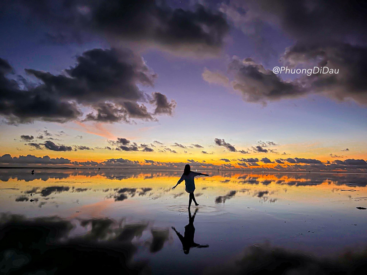 Tuy nhiên trong những ngày nghỉ lễ này biển "vô cực" Thái Bình bỗng khác thường, khác xa với loạt ảnh trên MXH. Ảnh: Phuong Le