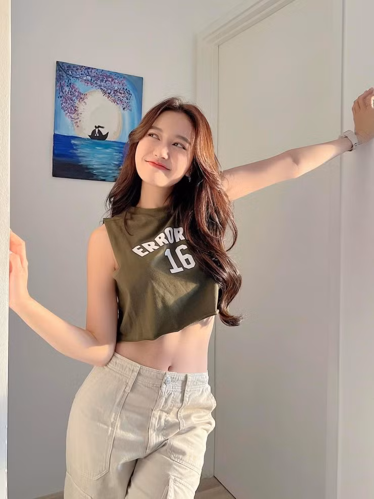 Những năm đầu mới nổi, Nhung Gumiho gắn liền với hình tượng ngây thơ, kẹo ngọt.