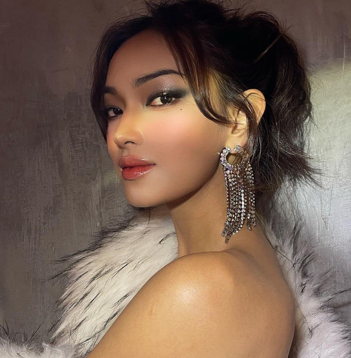 Sau khi nhận nhiều ý kiến trái chiều, hiện tại Châu Bùi đã xóa bài đăng này trên Facebook cá nhân. Đồng thời cô chưa lên tiếng về vấn đề này.