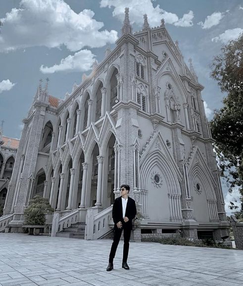 Nhà thờ nhanh chóng nằm trong danh sách địa điểm check in Vũng Tàu của nhiều bạn trẻ thời gian gần đây. Ảnh: Huỳnh Phi Hùng