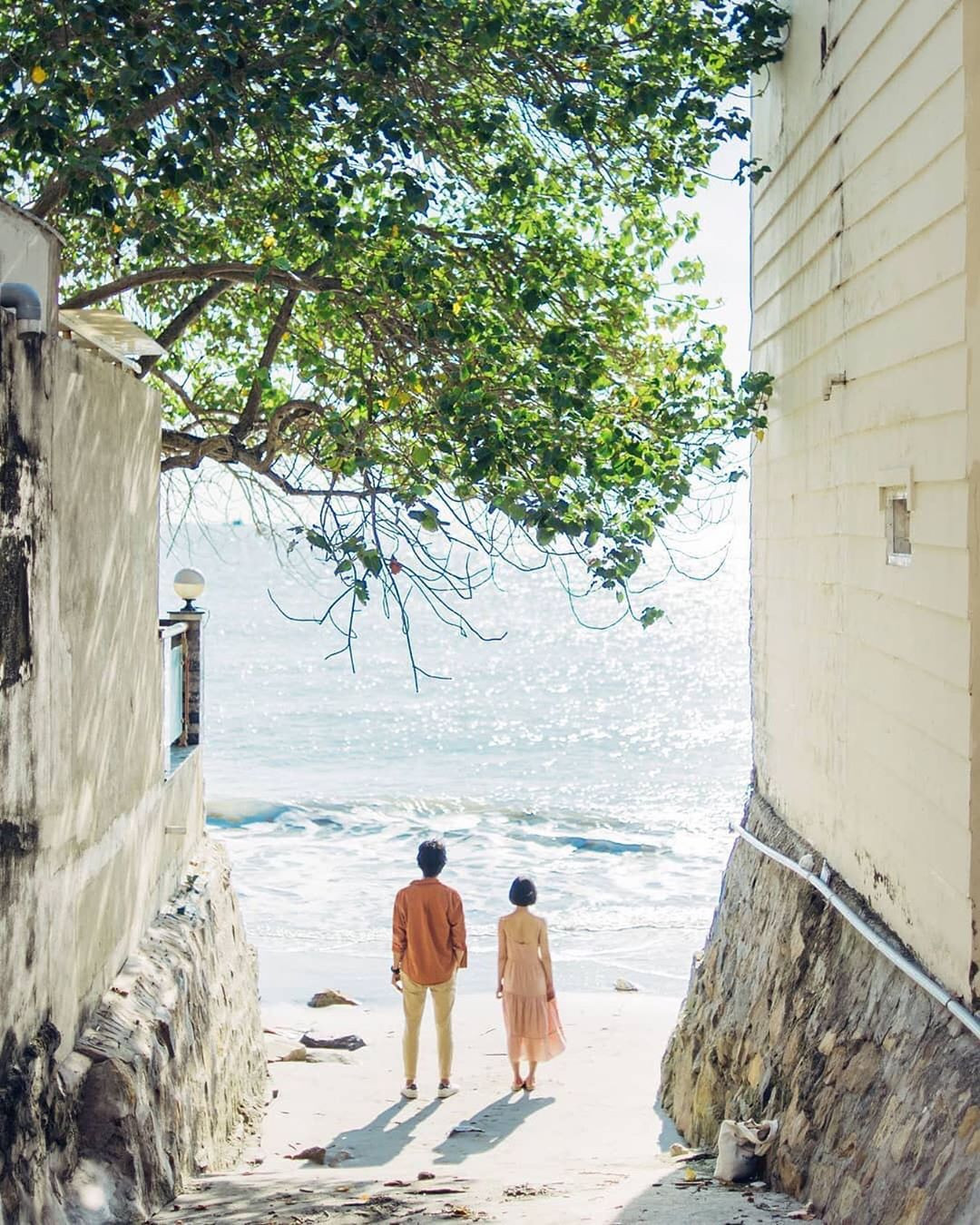 Không chỉ có biển đảo hay những khu resort chanh sả, Vũng Tàu còn có nhiều góc checkin thần thánh như con hẻm sống ảo Trần Phú. Con hẻm sống ảo Vũng Tàu mang tới những bức hình đầy ấn tượng, đậm chất Hàn Quốc. Ảnh: @halo.vietnam