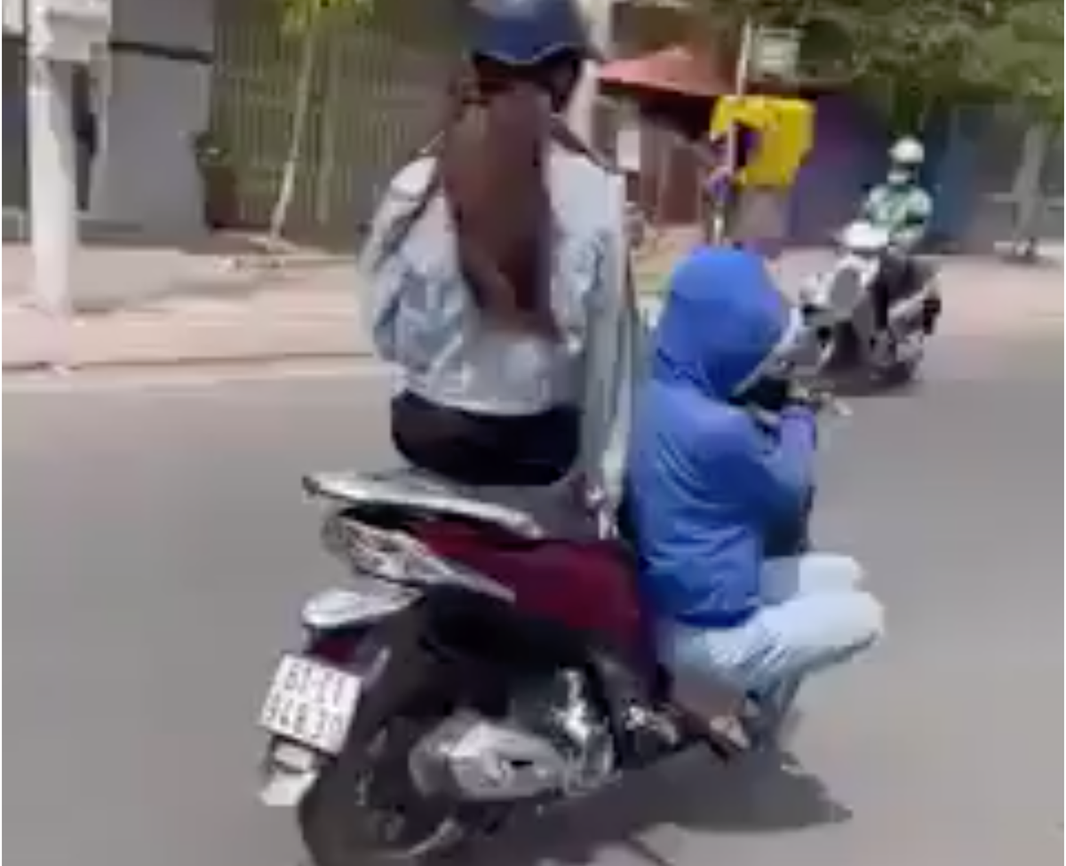 Đoạn clip nhanh chóng thu hút hàng nghìn lượt xem, bày tỏ cảm xúc từ cư dân mạng.