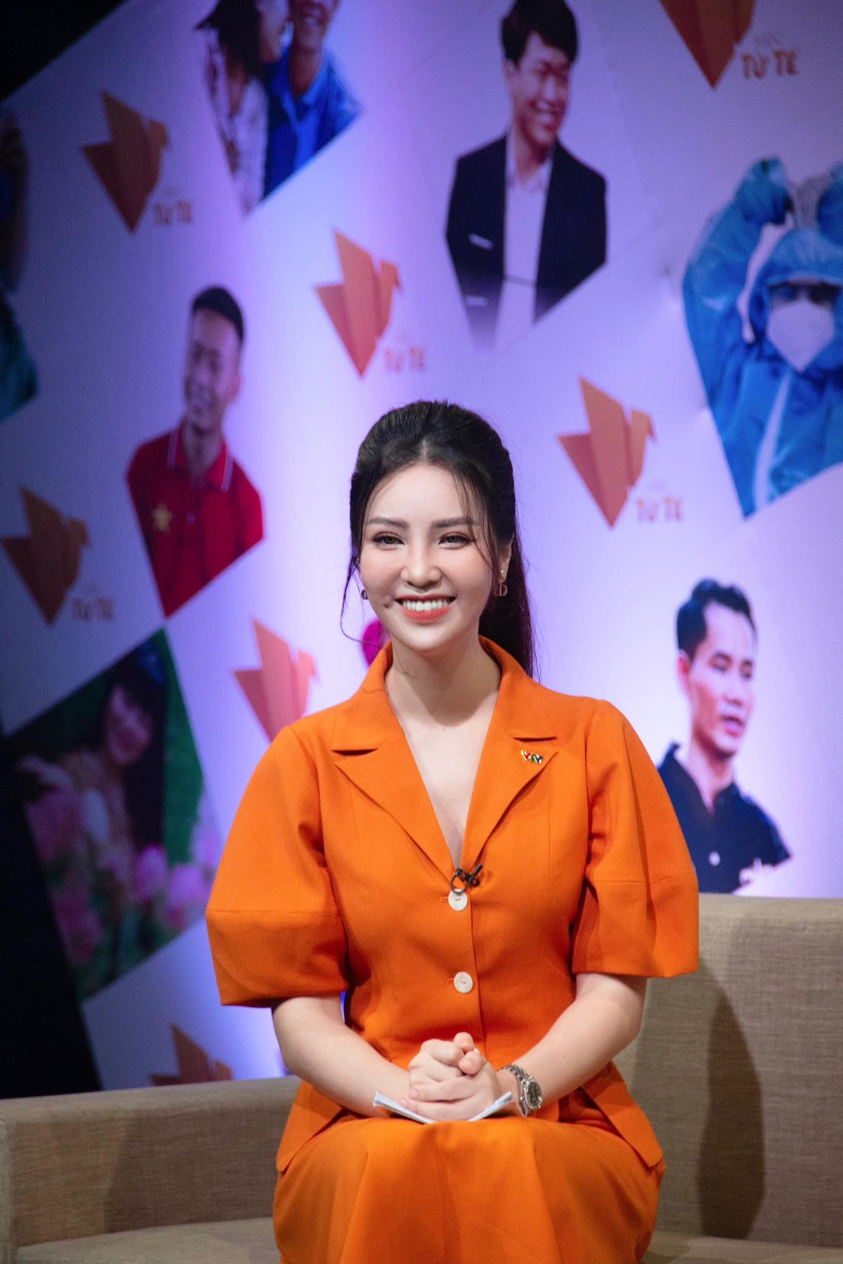 Nữ MC Thụy Vân sinh năm 1988, đến từ Hà Nội là người đồng hành cùng với chương trình "Chuyển động 24H".