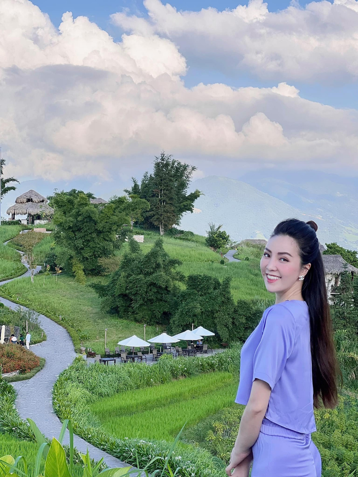 Ngoài vai trò MC ở VTV, cô còn lấn sân sang lĩnh vực kinh doanh làm đẹp.