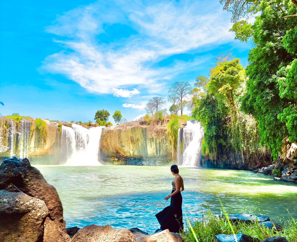 Thác Đray Nur đang là một địa điểm check in hot nhất khi đến nơi đây. Ảnh: Nguyễn Thị Diệp Anh