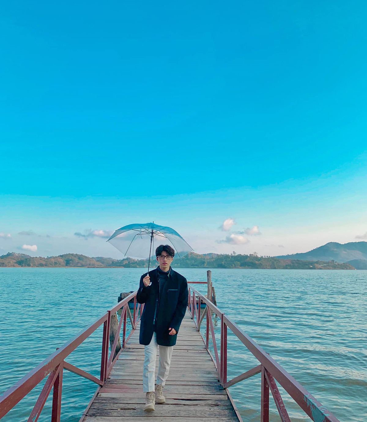 Hồ Lắk cũng là địa điểm check in Buôn Ma Thuột được nhiều người tìm đến đầu tiên, đây được xem là hồ nước ngọt lớn nhất Tây Nguyên. Ảnh: Phan Bá Lộc