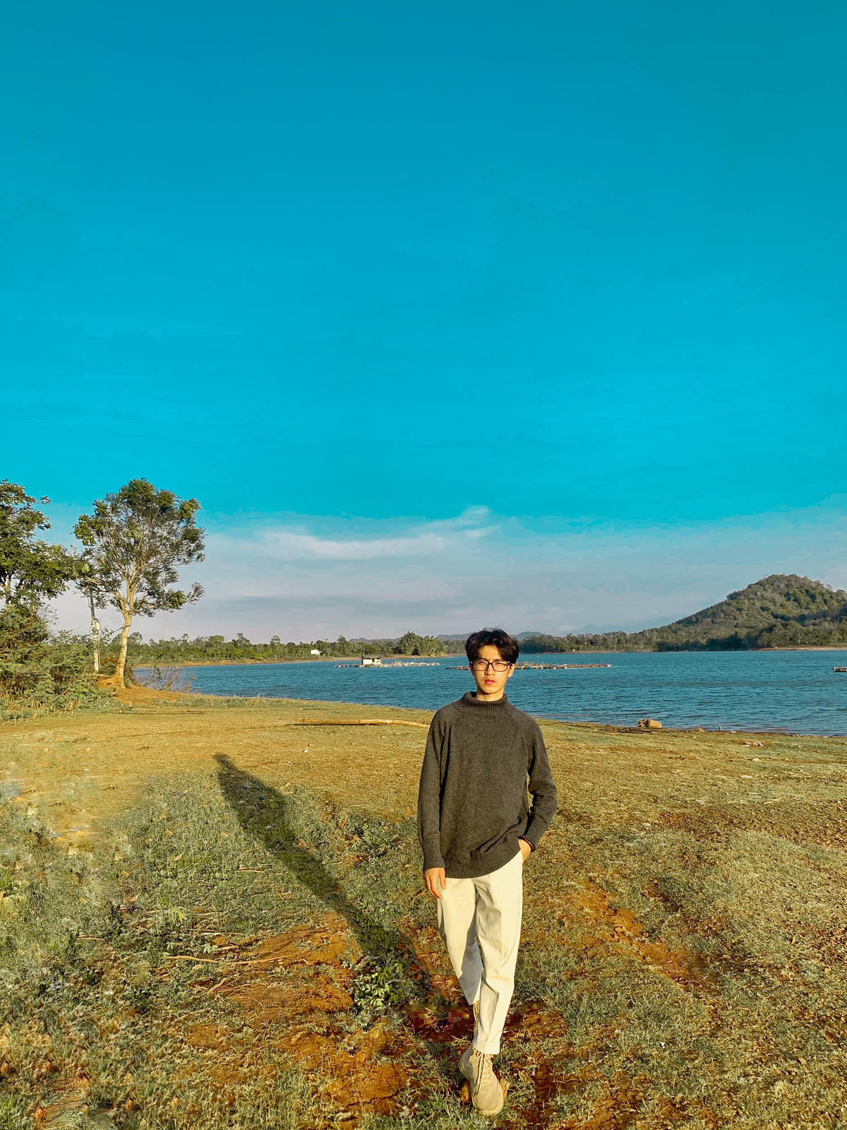 Biển Hồ Ea Kao được gọi theo tên của dòng suối Ea Kao, đây là một trong hai dòng suối lớn tạo nên thắng cảnh của hồ. Ảnh: Phan Bá Lộc