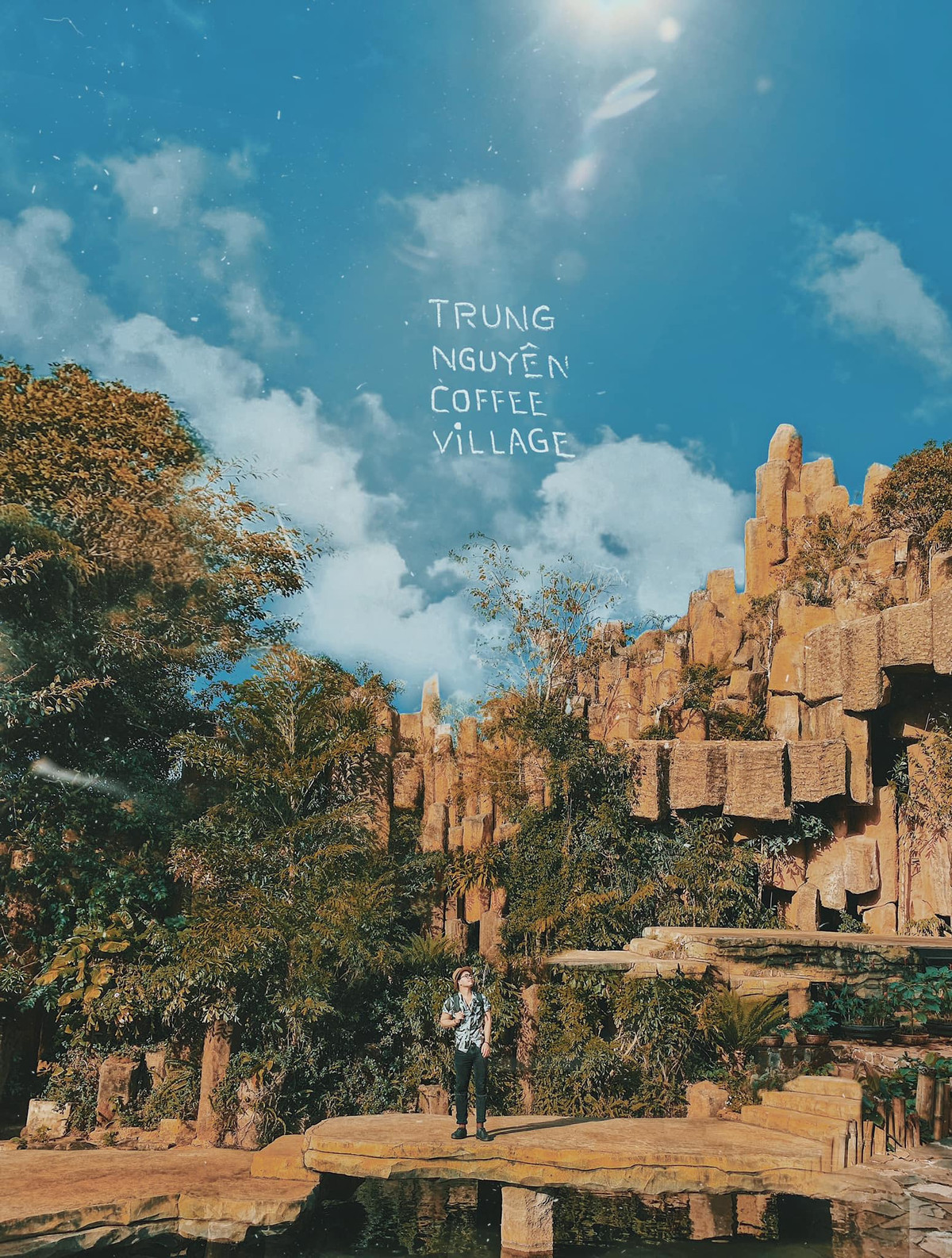 Làng cà phê Trung Nguyên là 1 trong những số những quán cafe to ở “thủ phủ của cà phê Tây Nguyên”. Ảnh: Cường Quốc Phạm