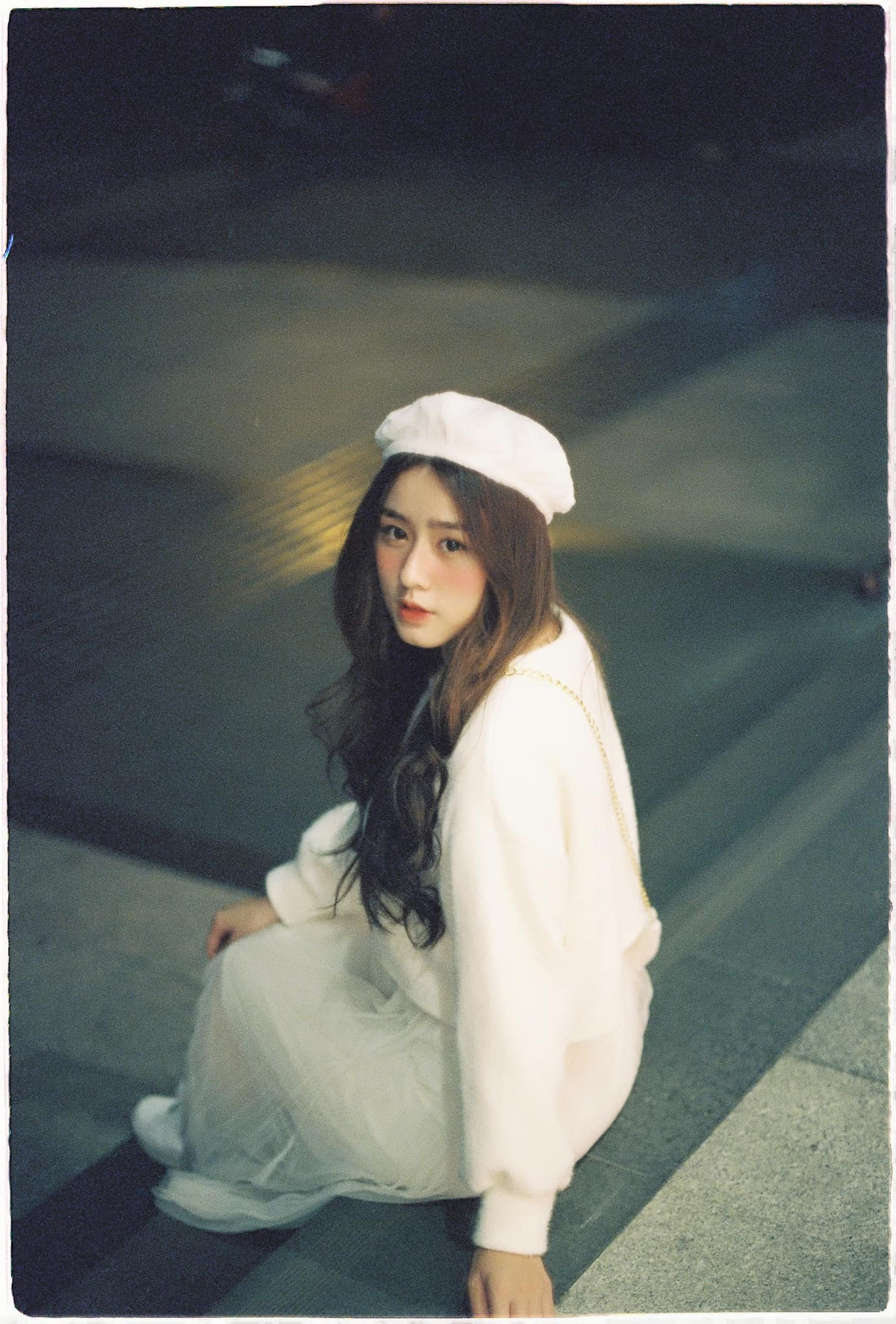 Sau 4 năm nổi tiếng, hiện tại Hồng Hân xinh đẹp và gợi cảm hơn bội phần. Sự "lột xác" phong cách của cô nàng khiến nhiều người kinh ngạc.