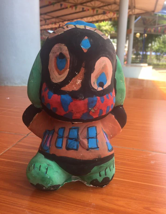 Tô tượng từng là một thú vui trẻ thơ bỗng trở thành hiện tượng trên mạng xã hội.