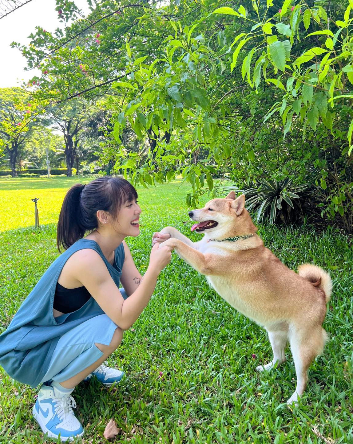 Cô khẳng định, nếu các clip nước ngoài nhận được khoảng 1 tỷ thì con số mà kênh của cô nói riêng và các YouTube Việt Nam nói chung chỉ khoảng 50 triệu đồng.