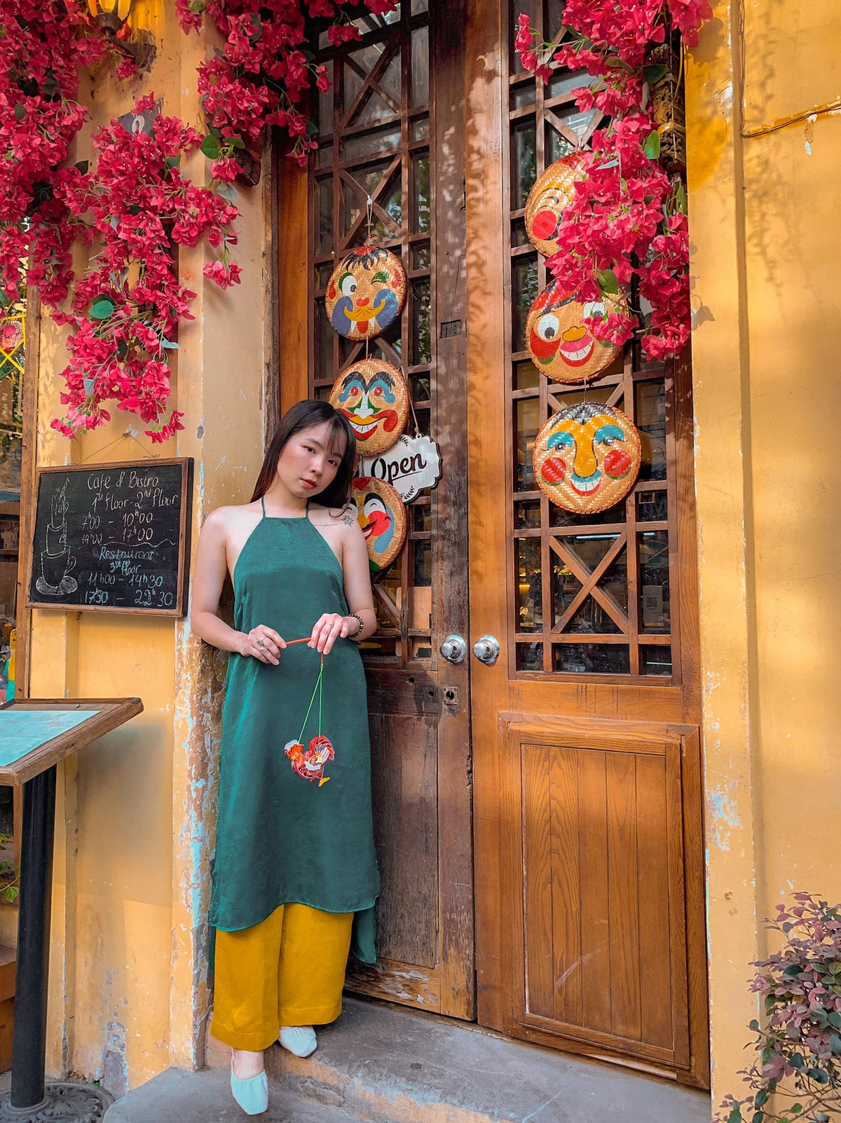 Quán có nhiều khu check in, mỗi góc lại được bài trí và sắp đặt rất đặc trưng và không trùng lặp. Ảnh: Đặng Vân Trang