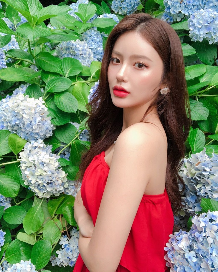 Thực tế, Sarah Kim rất chăm chỉ tập thể thao. Một trong số đó là golf.