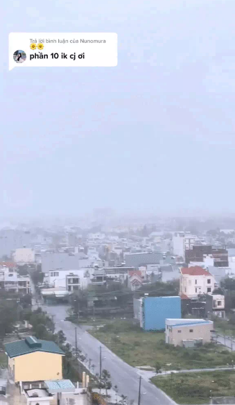 Cô cho biết việc bị kẹt lại khiến công việc cũng như kế hoạch của mọi người ảnh hưởng khá nhiều. Ảnh: Chụp màn hình