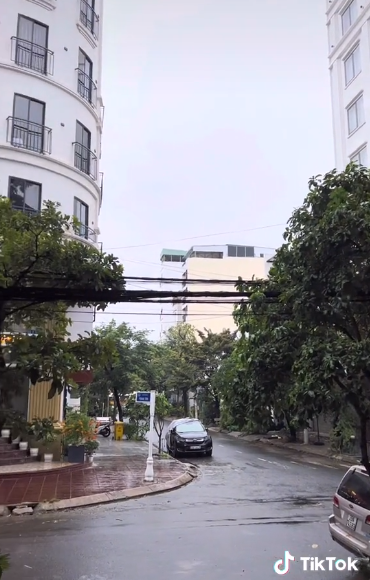 Những khoảnh khắc về bão Noru ở Đà Nẵng của nữ TikToker đã làm nhiều người phẫn nộ.