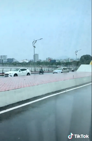 Trước phản ứng của cộng đồng mạng, nữ TikToker đã nhanh chóng nhận ra vấn đề và phản hồi.