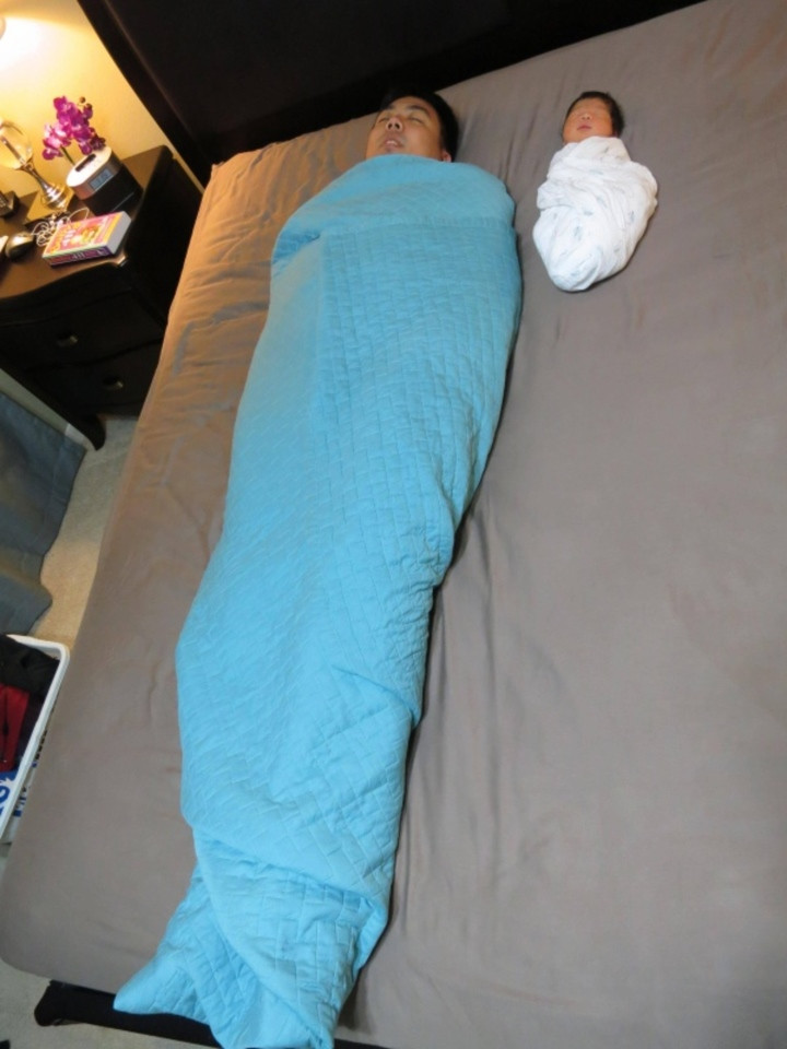 Sinh con ra, người mẹ nào cũng đều mong con giống mình, dù một chút ít cho đỡ tủi thân. Thế nhưng, đôi khi ông trời trêu đùa, chỉ cho mẹ làm kiếp "đẻ thuê".