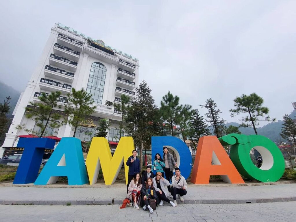 Khu quảng trường Tam Đảo giờ đây đã được xây dựng mới hơn, đẹp hơn, được ví như Sa Pa thu nhỏ.