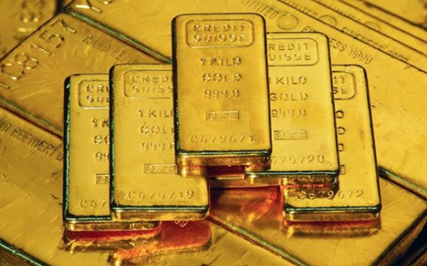 Gia vang hom nay 8/2: Nong bong tay?