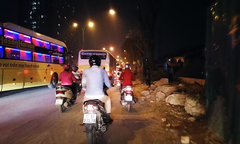 Ne tac duong, dan lieu mang phi vao cong truong duong Vanh dai III