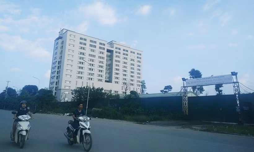 Ly do khong ngo khien BVDK Phuong Dong bi dinh chi xay dung