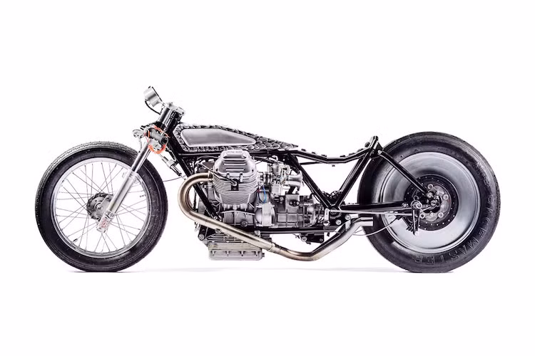 Tới từ Thụy Sĩ, xưởng Young Guns Speed Shop tham gia Sultans of Sprint với một chiếc Moto Guzzi có tên gọi Ferdinand The Sparrow. Nó có động cơ 1200 cc lấy từ chiếc Moto Guzzi Norge 2007, được "trợ lực" bởi nitro và nằm trong bộ khung của Moto Guzzi Le Mans đời 1976.