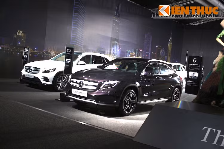 Sự kiện “SUVenture” là lần đầu tiên khách hàng Việt Nam có thể chiêm ngưỡng trọn bộ sưu tập từ GLA đến GLS, bao gồm 14 phiên bản SUV với tổng giá trị hơn 60 tỷ đồng.