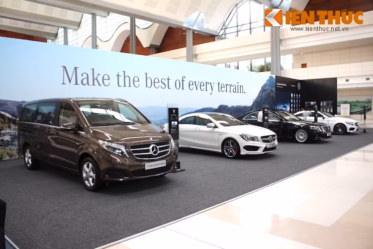 Tính cả đội hình xe lái thử và xe đã qua sử dụng chính hãng, sự kiện “SUVenture” có sự góp mặt của 30 sản phẩm Mercedes-Benz với tổng giá trị lên đến 100 tỷ đồng – cao nhất trong 6 kỳ triển lãm Fascination.
