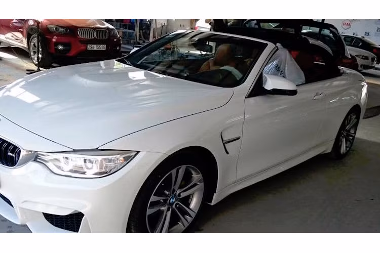 Nếu như có điều kiện độ, khối động cơ của BMW 428i có thể đạt công suất tương đương cỗ máy 6 xi-lanh tăng áp kép của M4 "thật". Tuy nhiên nếu chỉ có nhu cầu thay đổi ngoại hình, việc lắp bodykit M4 là một phương pháp có giá thành hợp lý để giúp chủ xe có "cảm giác" M4 khi nhìn ngắm chiếc 428i của mình.