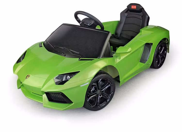 Lamborghini cũng nhảy vào "cuộc chơi" sản xuất siêu xe cho trẻ em với chiếc Aventador chạy điện được trang bị động cơ 6V, giúp nó có thể đạt tốc độ tối đa 3,5 km/h. Hiện tại, Lamborghini đang bán chiếc xe này với giá 305 USD (tương đương 6,84 triệu đồng).