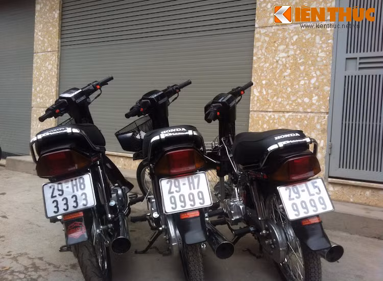 "Cặp đôi" Dream II Thái Lan nguyên bản sở hữu biển tứ quý 9 cực đẹp "so dáng" cùng chiếc xe biển tứ quý 3.