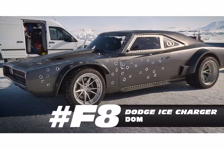 Trong đó, thủ lĩnh của đội - nhân vật cơ bắp Dominic Toretto vẫn sẽ gắn bó cùng những chiếc xe cơ bắp Mỹ, cụ thể hơn là Dodge Charger thế hệ thứ 2 như các phần phim trước. Tuy nhiên, chiếc xe lần này đã được độ widebody "hàng thửa" để có thể lắp vừa những chiếc lốp đinh bản rộng.