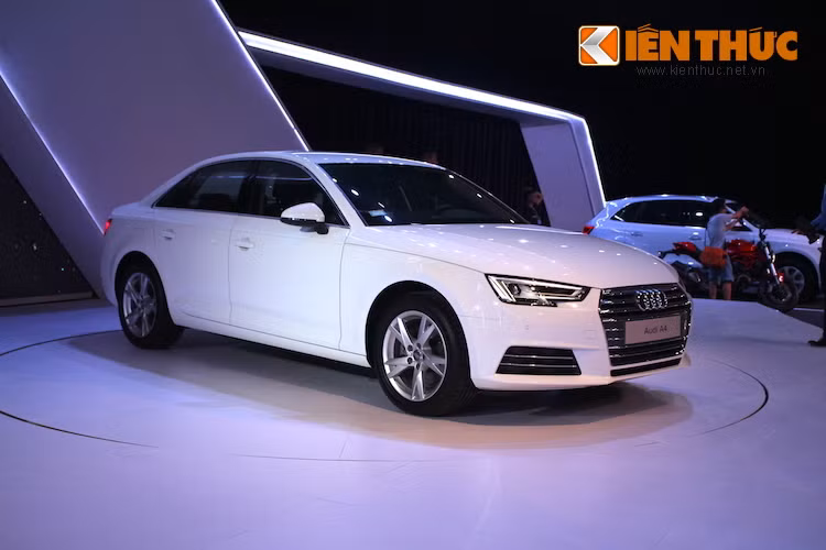 Nhân dịp triển lãm diễn ra, Audi cũng đã lần đầu ra mắt chiếc A4 thế hệ mới tại Việt Nam. Xe được trang bị động cơ 2.0l 4 xi-lanh TFSI và hộp số tự động 8 cấp, được bán ở Việt Nam với mức giá 1,65 tỷ đồng.