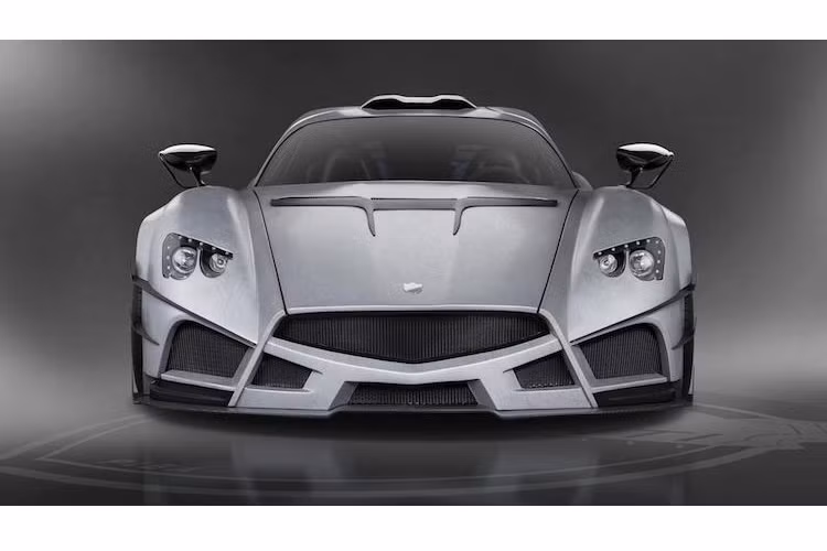 Theo Mazzanti, Millecavalli là chiếc siêu xe mạnh nhất từng được sản xuất bởi một hãng xe Ý. Và tên gọi của xe cũng đã "gợi ý" về sức mạnh của nó. Trong tiếng Ý, Millecavalli có nghĩa là "1000 con ngựa".