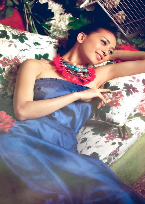 Nhờ danh hiệu á hậu 2 cuộc thi Hoa hậu Việt Nam qua ảnh năm 2000, cô lấn sân làm ca sĩ và diễn viên. Ảnh: FB Ngô Thanh Vân