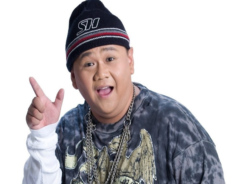 Tháng 3/2017, Minh Béo tiếp tục bị chỉ trích nặng nề khi thản nhiên tuyển học viên lớp diễn viên và sẽ là một trong số giáo viên đào tạo. Ảnh: FBNV