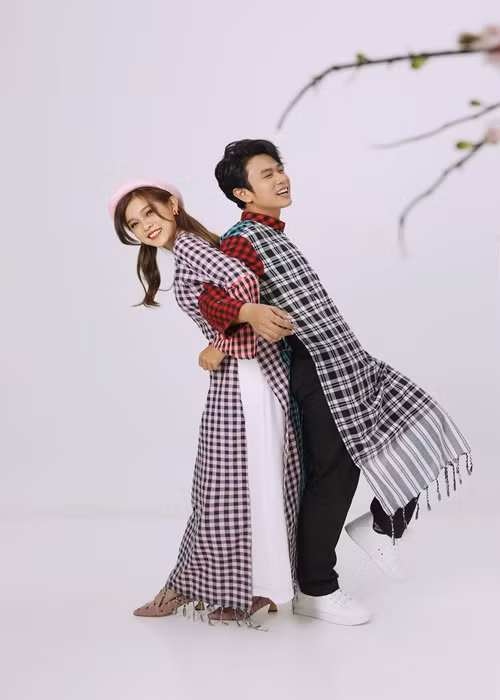 Tuyết Nhung và Ngọc Phụng được nhiều người khen đẹp đôi.