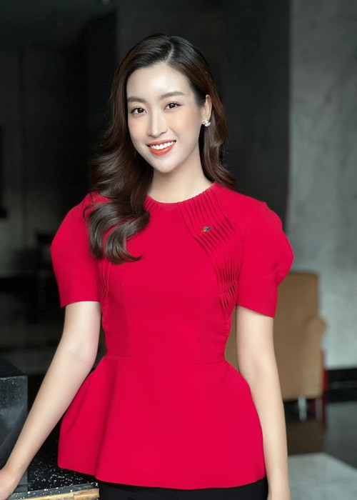 Tháng 9/2021, Hoa hậu Mỹ Linh bật mí, cô đang hẹn hò nhưng không tiết lộ danh tính lẫn hình ảnh nửa kia. Ảnh: FBNV