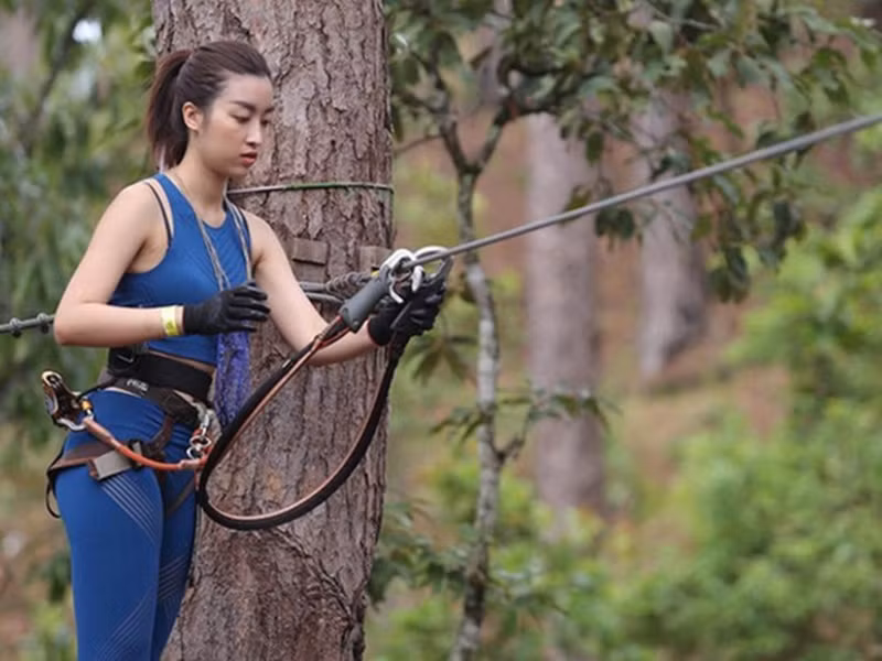 Mỹ Linh chiếm được cảm tình của đông đảo khán giả vì hình ảnh ngoan hiền, gần như sạch scandal. Thế nhưng, từ năm 2019, cô vướng một số ồn ào. Ảnh: Zing