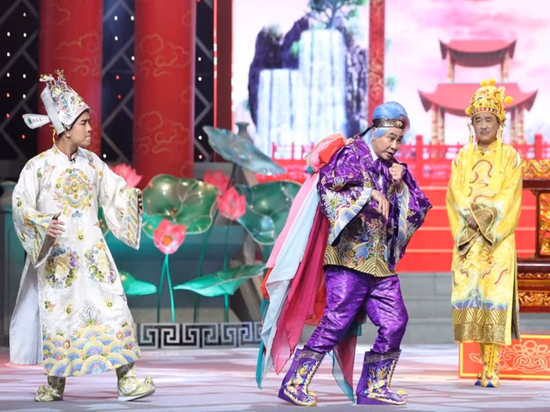 Năm nay, một số vấn đề được phản ánh trong buổi chầu gồm sự trục lợi từ dịch bệnh, những bất cập về giấy đi đường, quy định vùng dịch, những bất ổn của thị trường chứng khoán, bất động sản, tiền điện tử, "rác mạng".